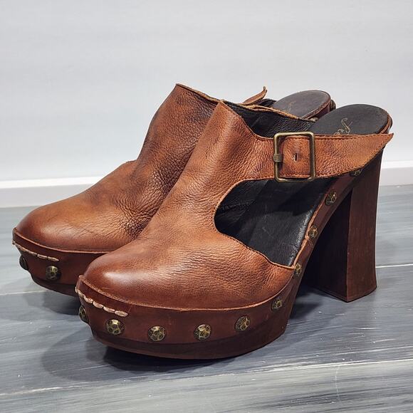 Free People Shoes - Free People Wonders Clogs Heeled Platform Leather and Wood Size EU 40 US 9.5